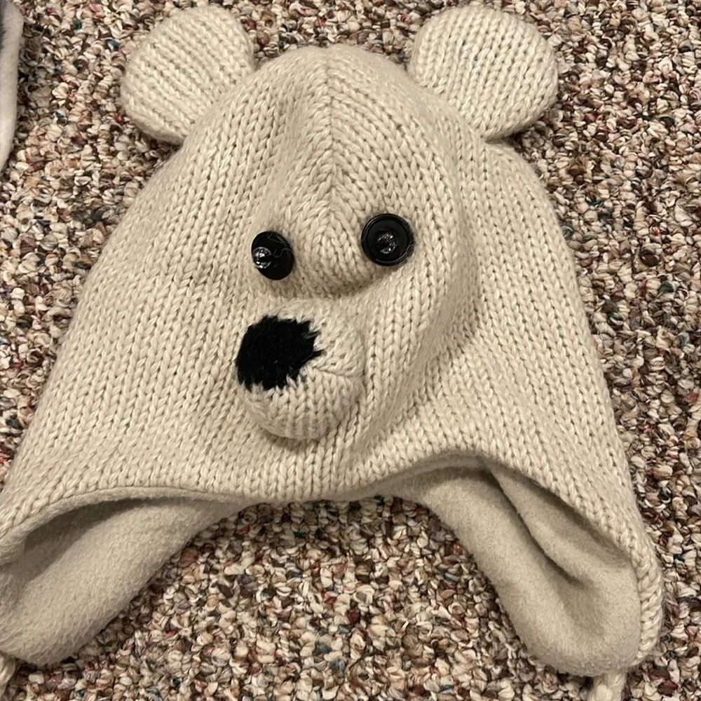 5 kids winter hats!!!